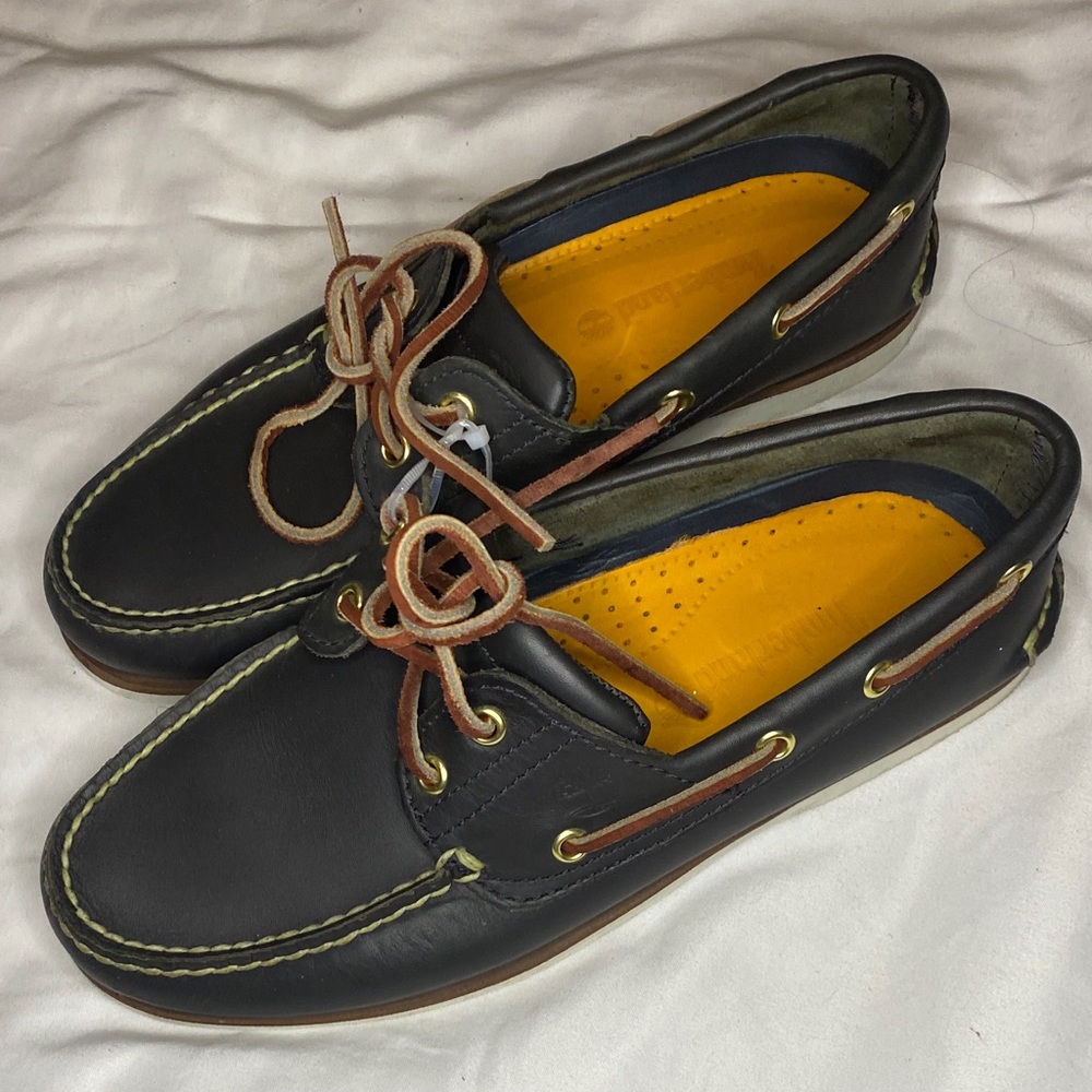 Timberland boat  navy  Leather Boat Shoes with Brown Laces